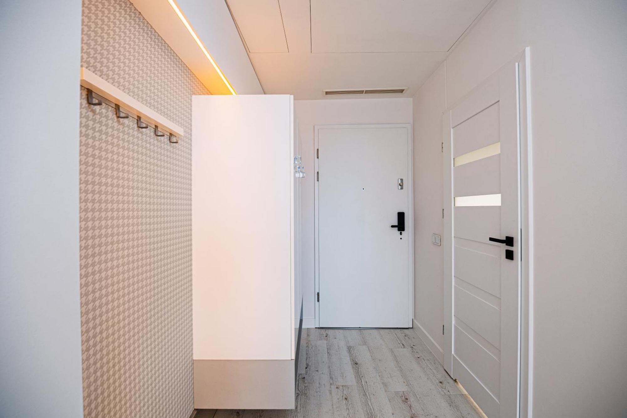 About Art - Ovo Apartament *