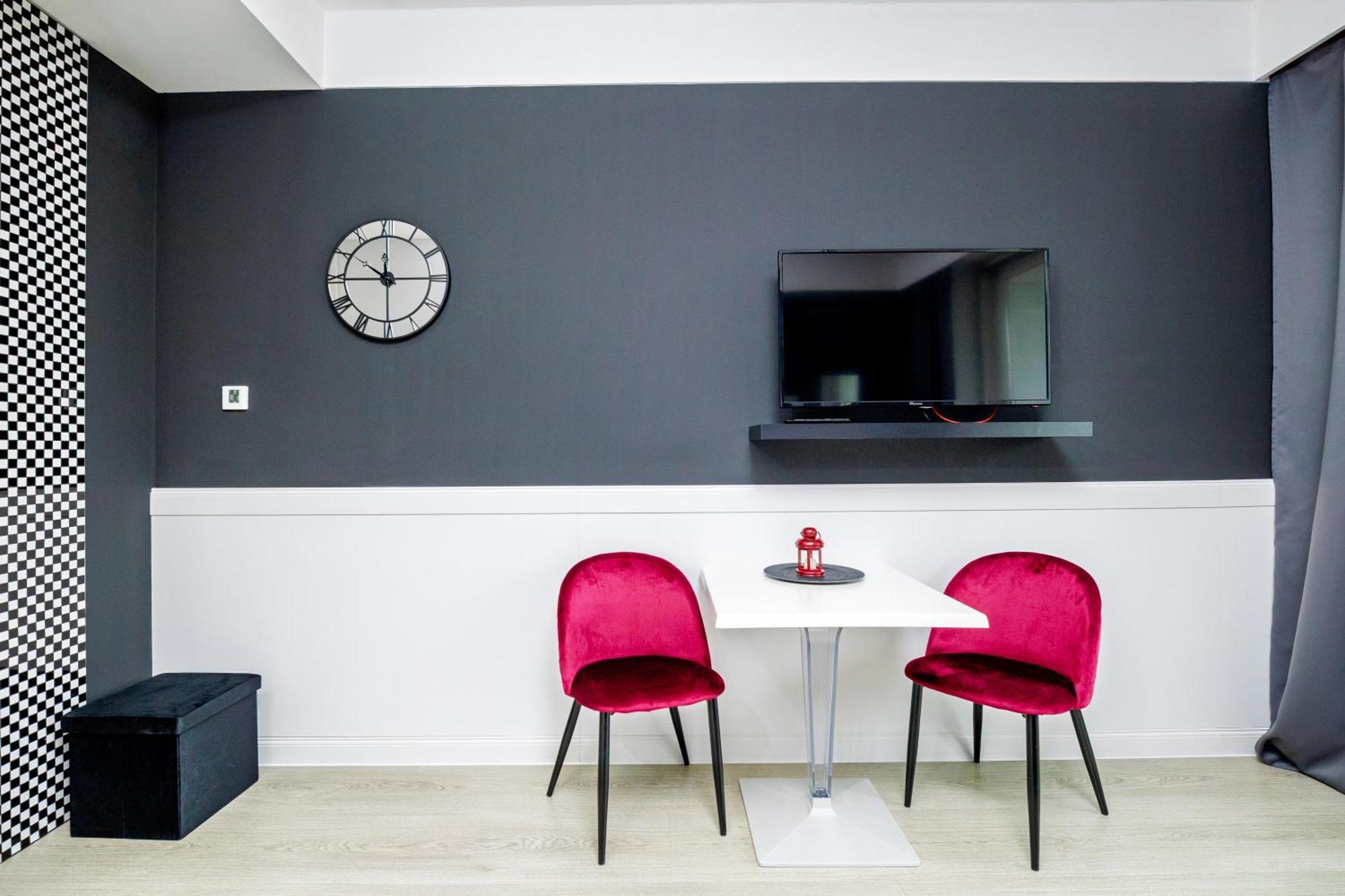 About Art - Ovo Apartament *